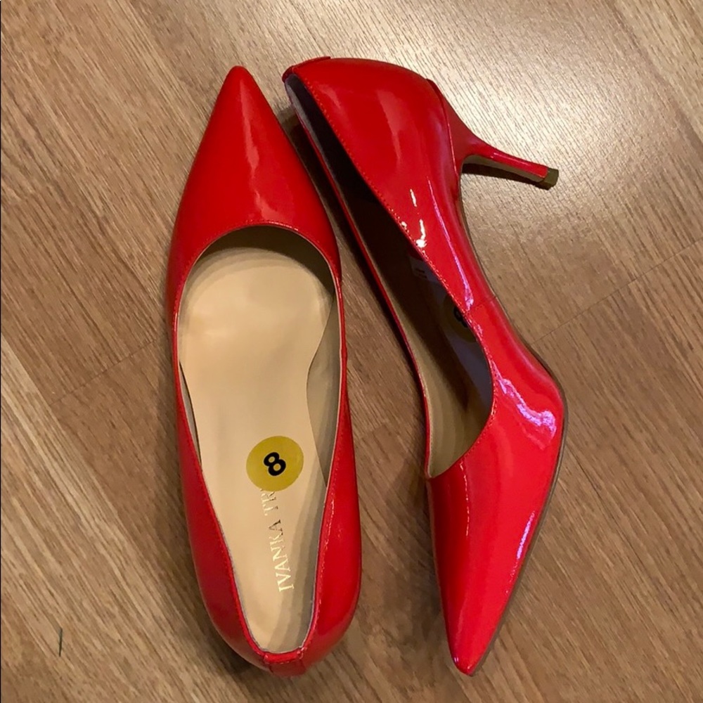 👠NWOT Red Ivanka Trump Heels
